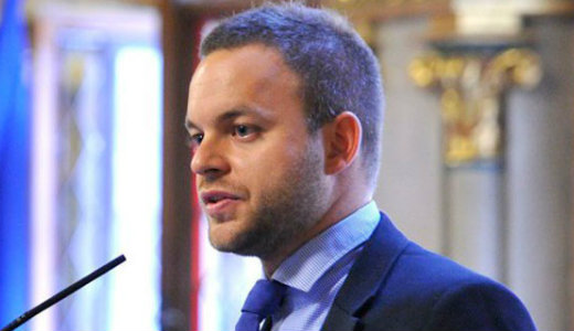 A tag�llami korm�nyokat kell els�sorban meggy�zni a magyar javaslatr�l 