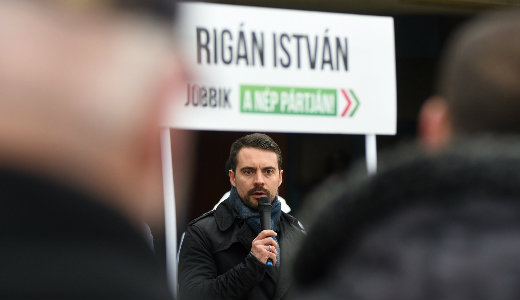 A M�trai Er�m� c�folta Vona �ll�t�sait