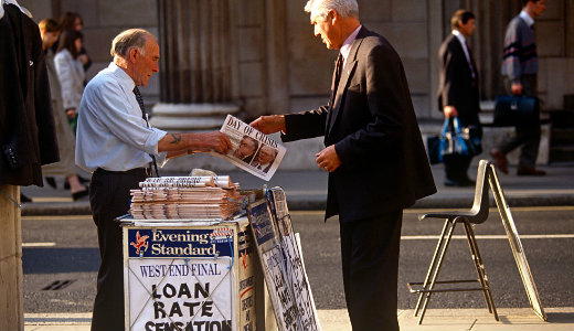 Soros az angol v�laszt�k akarat�t is fel�l�rn�