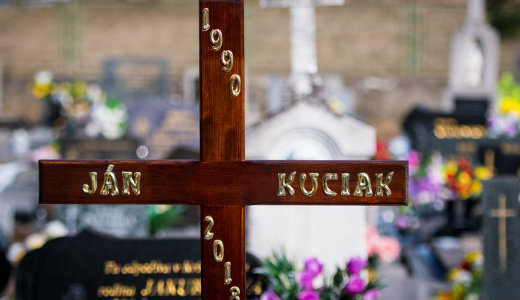 Eltemett�k a meggyilkolt szlov�k �js�g�r�t, J�n Kuciakot