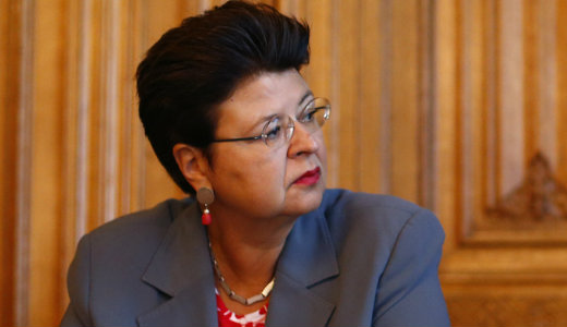 B�csb�l kem�nyen visszasz�ltak L�z�rnak