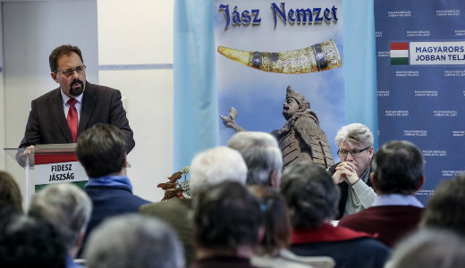 Maguk ugyanezt csin�lj�k, mint Soros, csak M�sz�rossal �s az Eliosszal