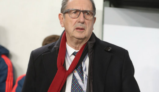 Sz�gyen: a fociv�logatott 3-2-re kikapott Kazahszt�nt�l 