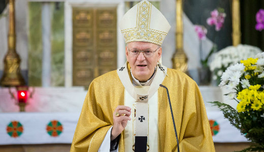 Erd� P�ter: A kereszt�nys�g az �r�mh�r vall�sa, amit tov�bb kell adni