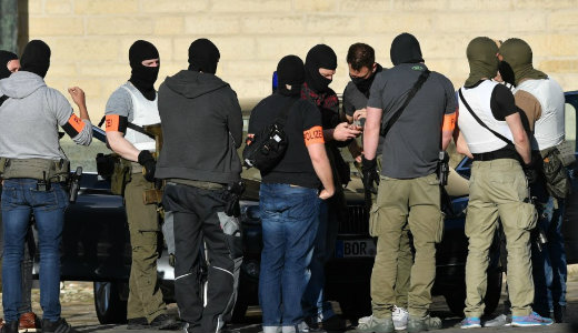 M�nsteri �mokfut�s: k�sz�lts�gben a rend�rs�g k�l�nleges egys�gei