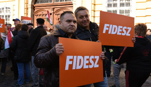 Medi�n: Hajsz�lon m�lhat a Fidesz k�tharmada