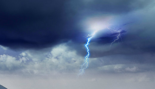 11 megy�re adott ki figyelmeztet�st az OMSZ: b�rmikor lecsaphat a vihar az orsz�gban 