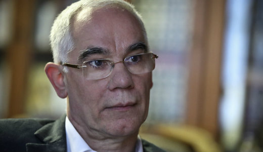 Balog Zolt�n t�vozik az Emmi �l�r�l