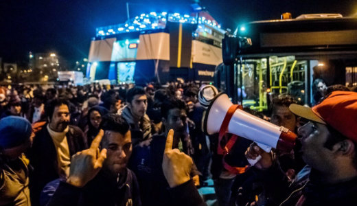 Ezrek tiltakoztak az EU menek�ltpolitik�ja ellen Leszboszon