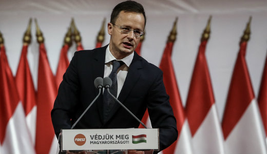 Szijj�rt� P�ter elk�ldte a Soros-tervet az osztr�k �llamf�nek