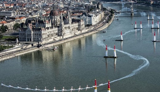 Lez�rj�k a Bem rakpartot a Red Bull Air Race miatt
