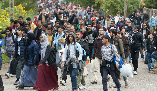 Migr�ci�s hull�m indulhat t�bb ir�nyb�l Eur�pa fel�