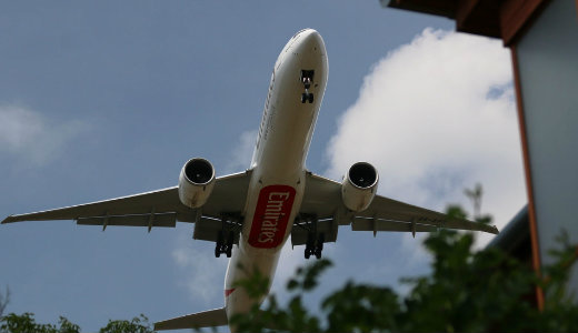 Leviszi a cserepeket a turbulencia