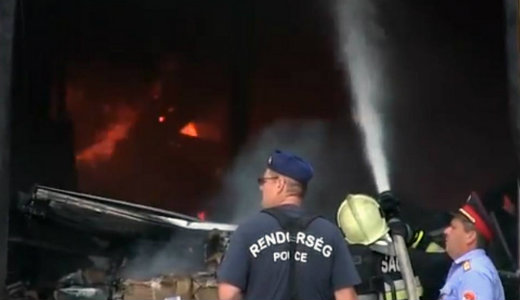 Breaking: gy�jtogat�s miatt �ghetett le a Frangep�n utcai sz�m�t�stechnikai rakt�r, nyomoznak 