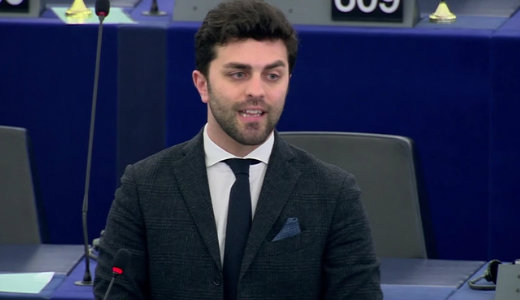 Az olaszok nem hagyj�k el az eur�t, mag�t�l fog �sszeomlani a rendszer