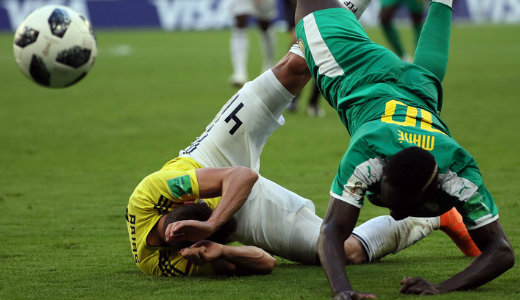 Hihetetlen dr�ma a fociv�b�n: soha nem l�tott k�r�lm�nyek k�z�tt k�nyszer�lt b�cs�ra Szeneg�l 