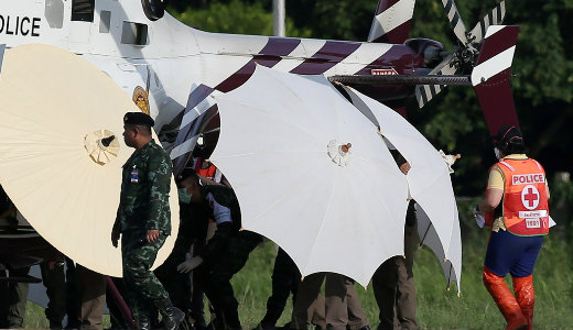 �jabb n�gy gyereket hoztak ki a thaif�ldi barlangb�l