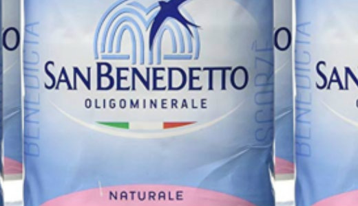 Meg ne igya, ha vett ilyen �sv�nyvizet!