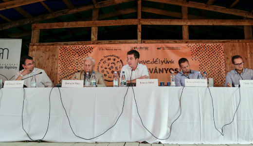 H�zhoz mentek, hogy a Fidesz megal�zza �ket