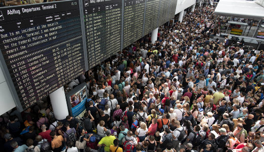 Egy n� ellen�rz�s n�lk�l jutott be a m�ncheni rept�rre, �r�si tumultus alakult ki