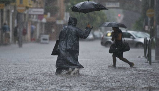 Felh�szakad�sra �s j�ges�re is lehet sz�m�tani kedden