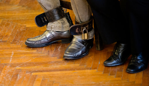 Roh�� bevallotta, hogy � �lte meg Priszt�st