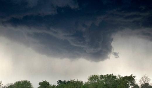 Rendk�v�li �llapotot hirdettek Hawaiion: meg�rkezett a Lane hurrik�n