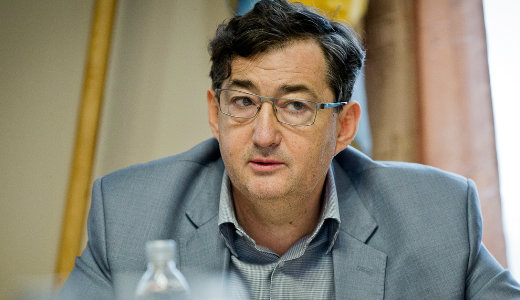 M�sz�ros L�rinc nem �gy ad el, mint Simicska Lajos