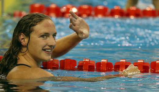 Hossz� Katinka Doh�ban is bekezdett: 3 �rem, 2 arany az els� napon