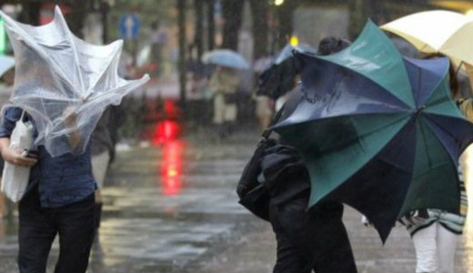 Lecsap a front: holnap „v�zszintesen fog esni az es�” – figyelmeztet a meteorol�gus 