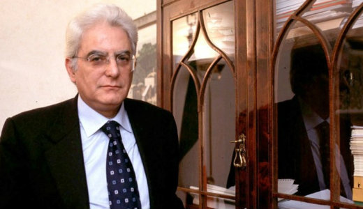 Az olasz �llamf� al��rta az �j migr�ci�s int�zked�seket