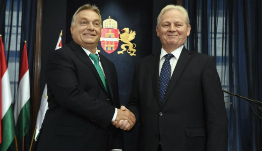 Orb�n Viktor felk�rte Tarl�s Istv�nt