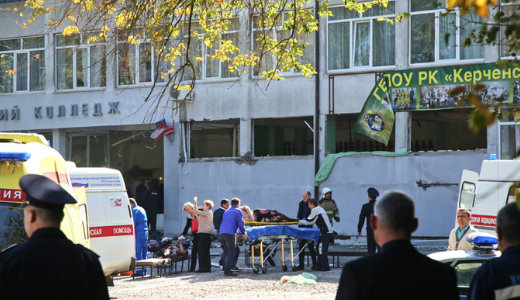 17 embert mszrolt le egy ukrn dik egy krmi kzpiskolban