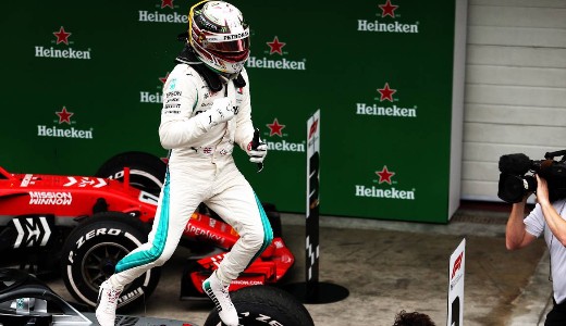 Ocon nyert versenyt Hamiltonnak – vilgbajnok a Mercedes!