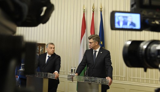 Orb�n Z�gr�bban: A t�sk�t ki kell h�zni a k�r�m al�l