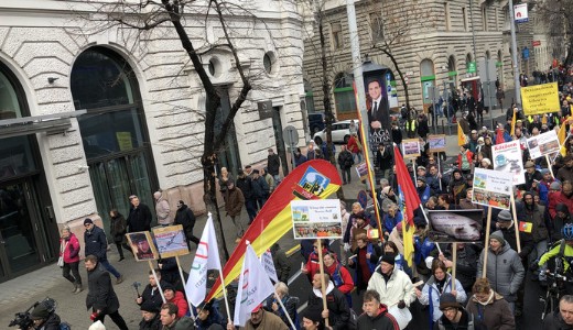 Orsz�gos �tlez�r�st �g�rnek h�tf�re a rabszolgat�rv�ny ellen t�ntet� szakszervezetek 