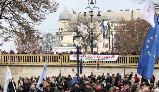 A rend�rs�g c�fol: Komj�thi Imre MSZP-s politikussal szemben nem t�rt�nt rend�ri int�zked�s 