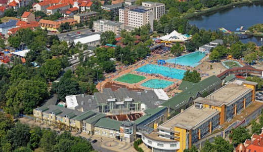 Lecsap a k�nai turist�kra M�sz�ros L�rinc sz�llodal�nca