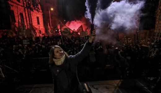 Ez m�r Orb�n rendszer�nek ellenz�ke