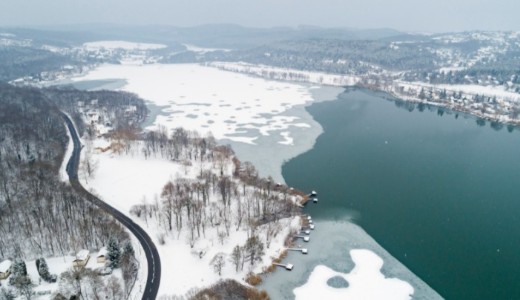 Feh�rbe borult az orsz�g – folytat�dhat a havaz�s