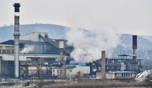 Az �llam bev�s�rolta mag�t az �zdi Ac�lm�vekbe 30 milli� eur��rt