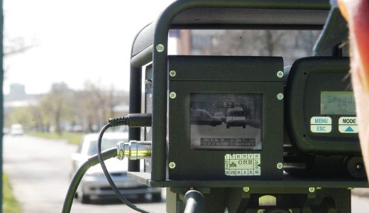 A sebess�gellen�rz�s el�zetes bejelent�s n�lk�l is t�rv�nyes 