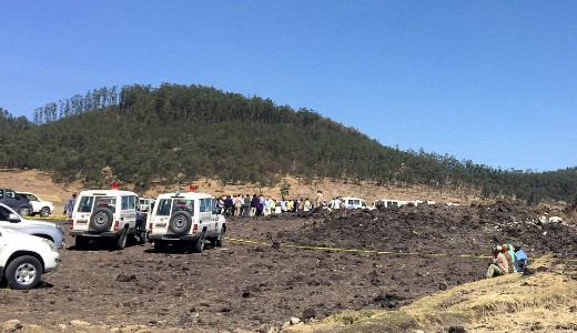 Egy szlov�k politikus feles�ge, fia �s l�nya is a lezuhant eti�p g�pen utazott