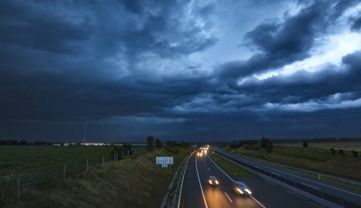 Viharos sz�llel kezd�dik a h�t, visszat�rhet a hideg