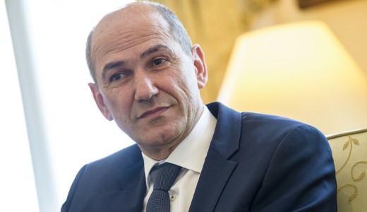 A szlov�nek is kil�pnek a N�pp�rtb�l, ha a Fideszt kiz�rj�k