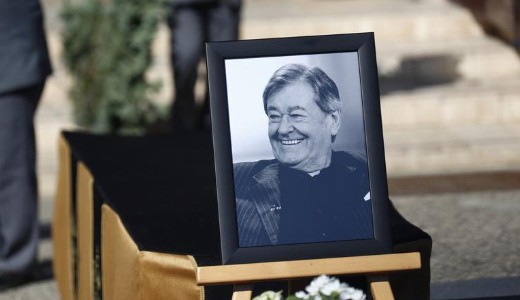 Meghat� besz�det mondott Szerednyey B�la Ko�s temet�s�n 