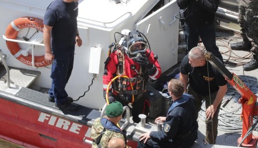 Elk�peszt� munk�t v�geznek a b�v�rok a v�z m�ly�n: egym�s ut�n ker�lnek el� a Hable�ny trag�di�j�nak �ldozatai 