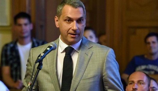 Micsoda fordulat: visszat�rhet L�z�r J�nos, v�ratlan felk�r�st kapott 