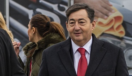 M�sz�ros L�rinc �ssze�ll a MET-tel: besz�ll a Tig�zba is