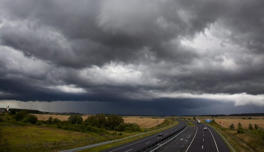 Szeles, viharos h�tv�g�nk lesz